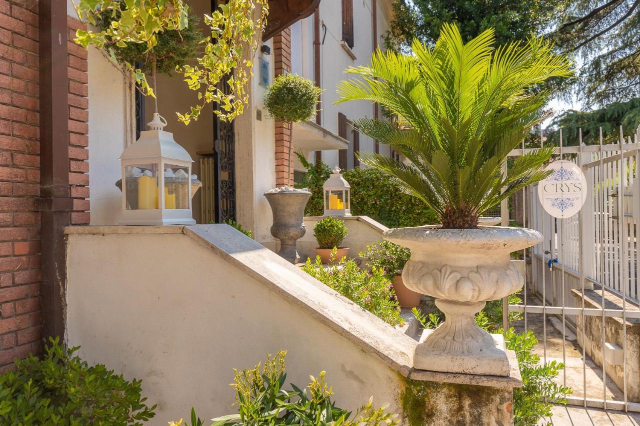 Crys: Apartments, Holiday, Business, Verde Verona Dış mekan fotoğraf